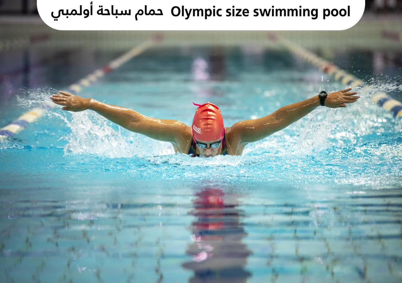 오피서 클럽 앤 호텔 아부다비 외부 사진 Olympic size swimming pool